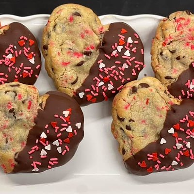 Cupid’s Cookie Box