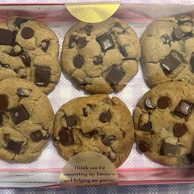 Chunky Chocolate Chip (half dozen)