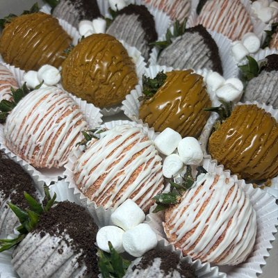 🍓✨ SWEET SPOT PICK-A-BERRY BOX