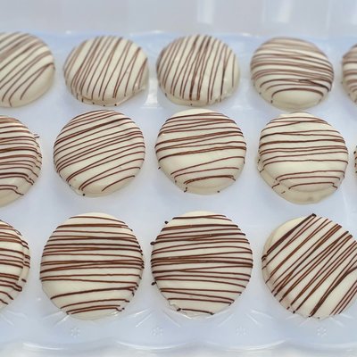 Chocolate Peanut Butter Ritz Cookies