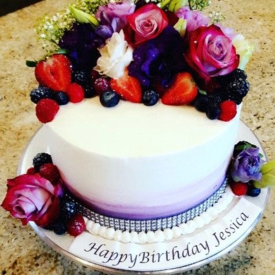 Vanilla Berry 🍓🫐 And Cream Cake (Served Up To 24 Slices)