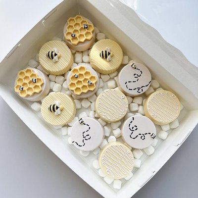 Chocolate Covered Oreos