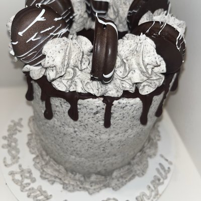 6” Oreo Cake