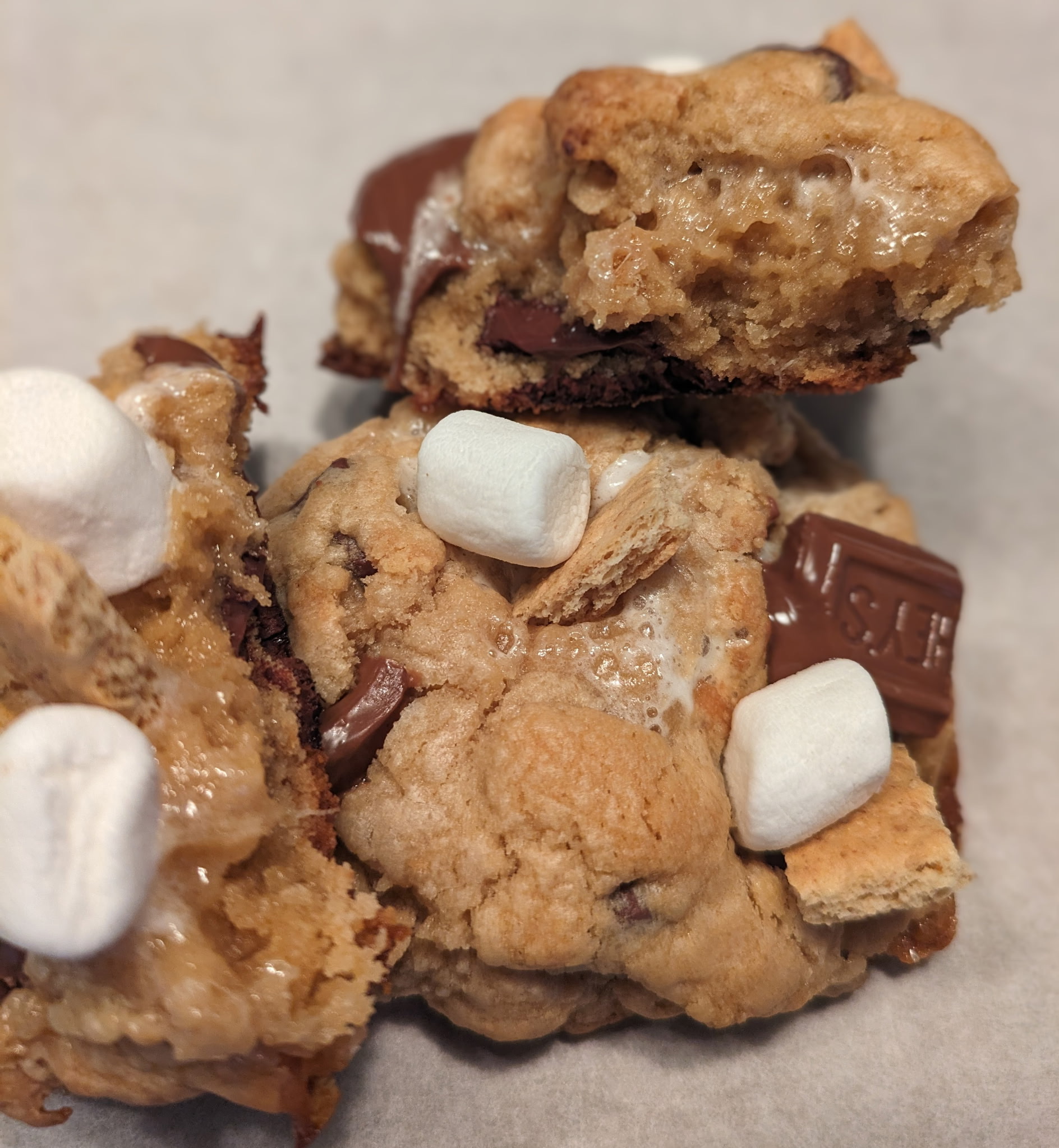 S’More Gourmet Cookie