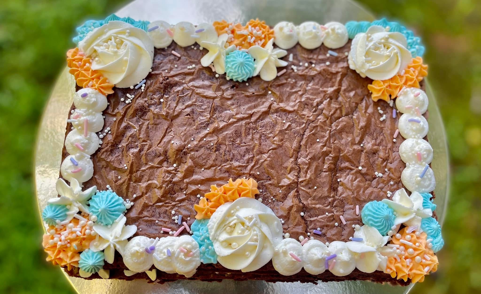Double Layer Brownie Cake 