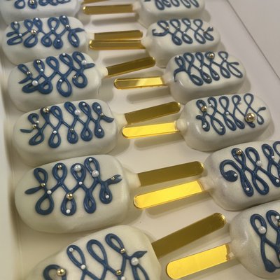 Cakesicles