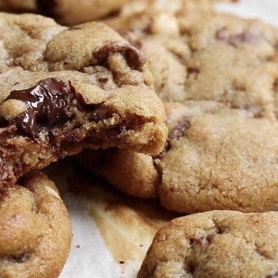 JUMBO Brown Butter Chocolate Chip Cookies (2pk)