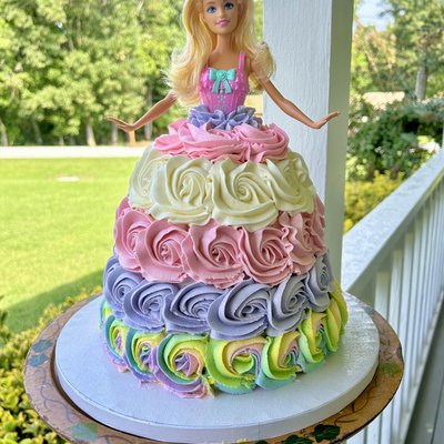 Barbie Cake 