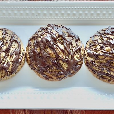 Bakery-Style Sourdough Einkorn Crunch Cookies