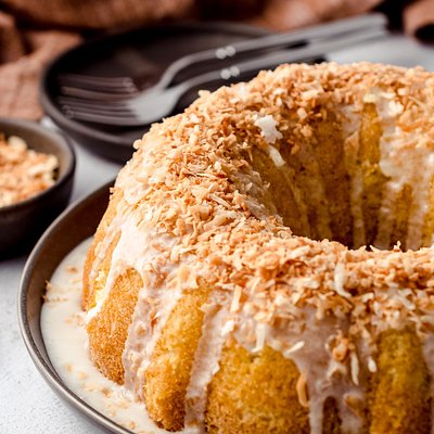 Coconut Bundt Cake 