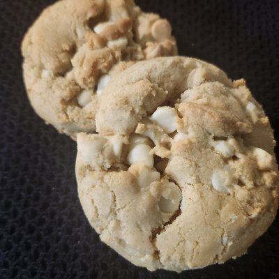 White Chocolate Macadamia Nut 