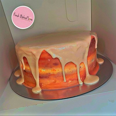 Strawberry Honeybun Cake