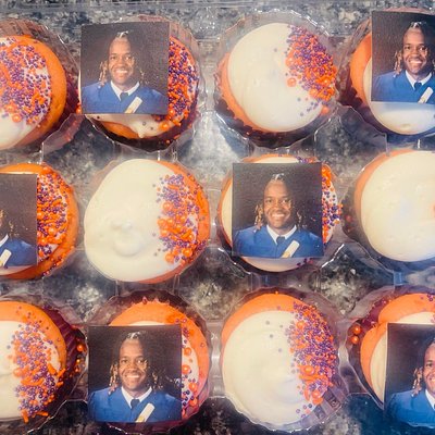 Graduate Cupcake Specials