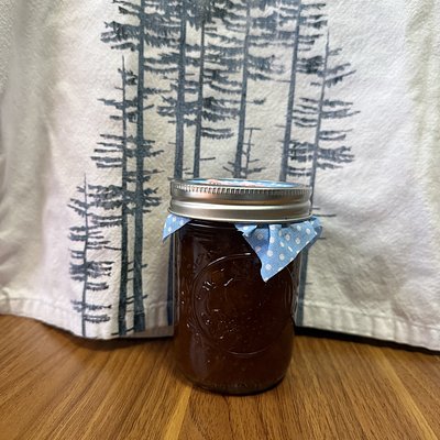 Golden Gnome Peach Jam 8 Oz Jar