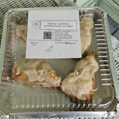Maple Pumpkin Scones With Glaze (6)