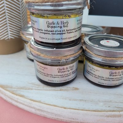 Garlic & Herb Dipping Oil