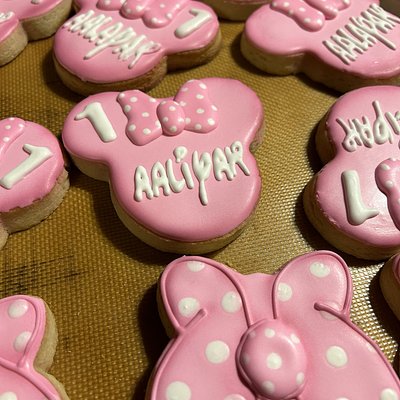 Vanilla Sugar Cookie Decorated