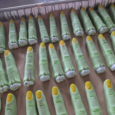 Finger Pretzels