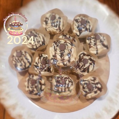 Reese Peanutbutter Cupcake