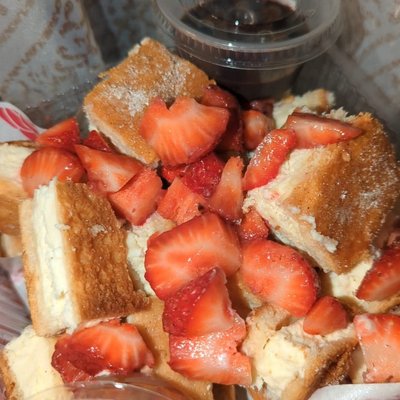 Churro Cheesecake Bites Tray 