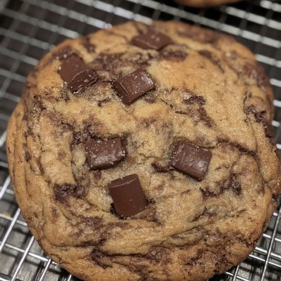 Sea Salt Chocolate Chip Cookies - Half Dozen 