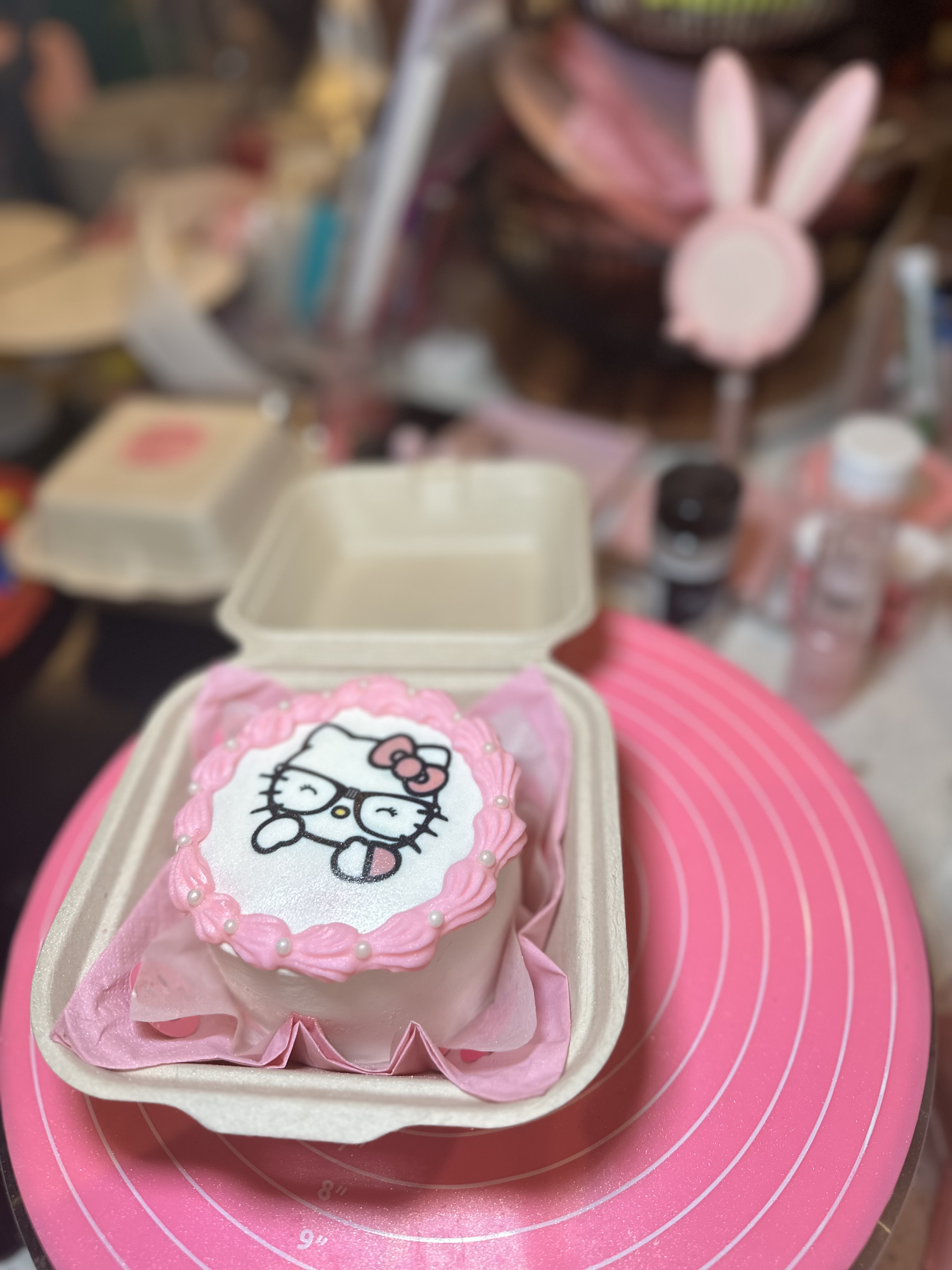 Hello kitty Bento Cake