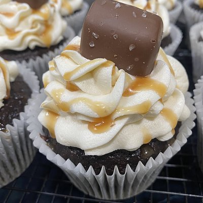 Chocolate Salted Caramel Cupcake 