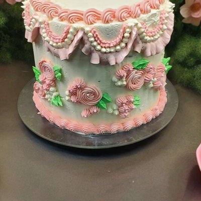 Vintage Cake
