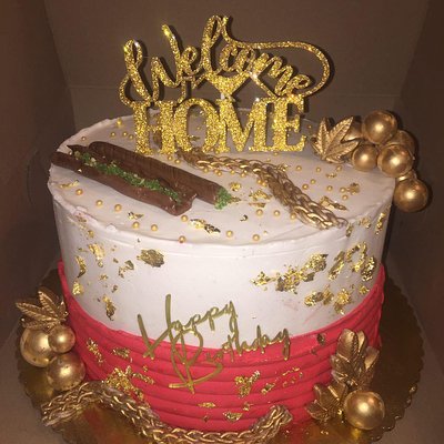 10" Custom Cake 