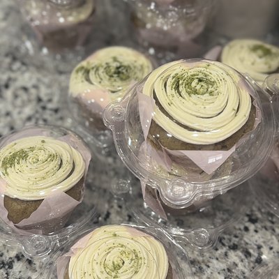 Matcha Sourdough Cupcakes 4ct