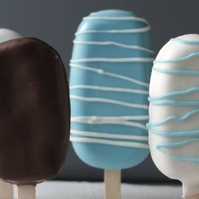 Cakesicles
