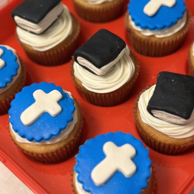 Bible Fondant cupcakes For Church events 