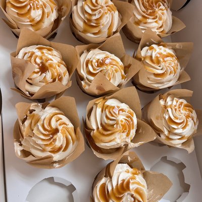 Caramel Apple Cupcakes
