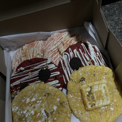 Cookie box of 6