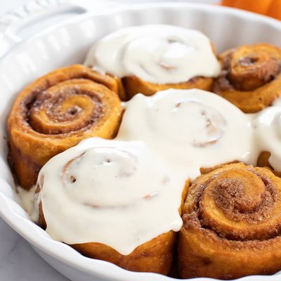 pumpkin pie roll
