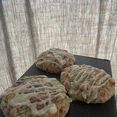 Fruity Pebbles Cookies 