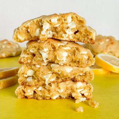 Soft Lemon Cookies With Sweet Lemon Glaze (4 Cookies)