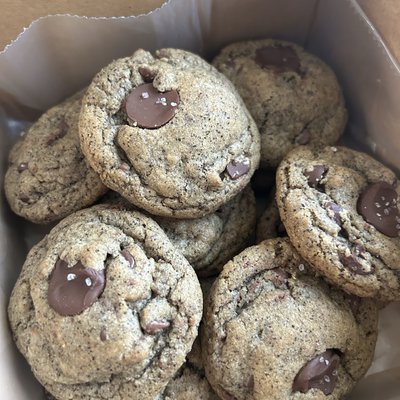 Espresso Toffee Chip Cookie