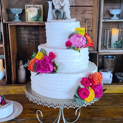 Custom Cake - Sizes Vary