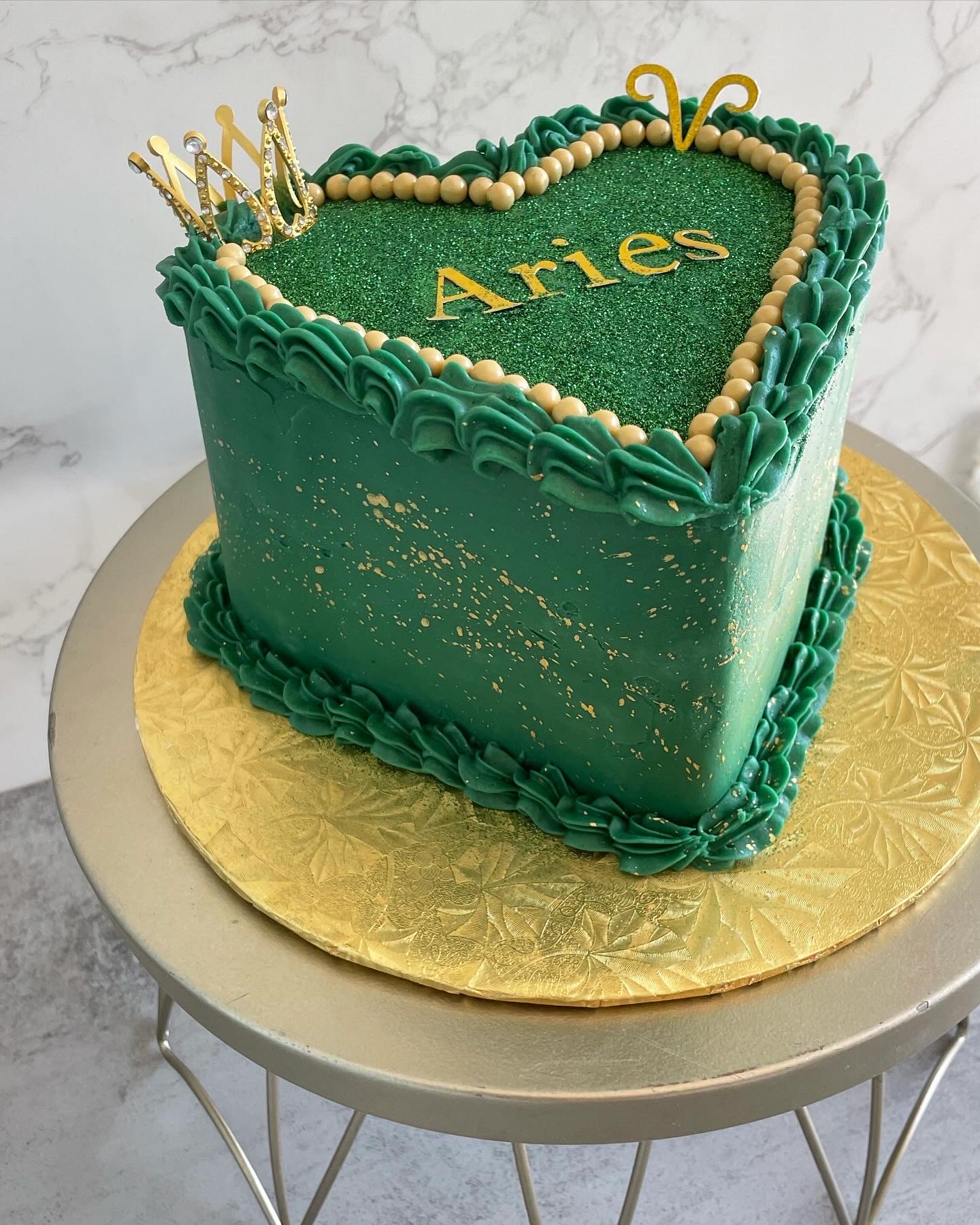 6 Inch Vintage Heart Cake