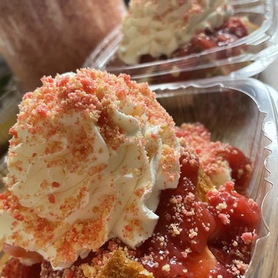Cheesecake Sundaes 