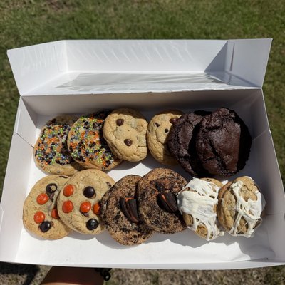 Mini BOO-kie Box