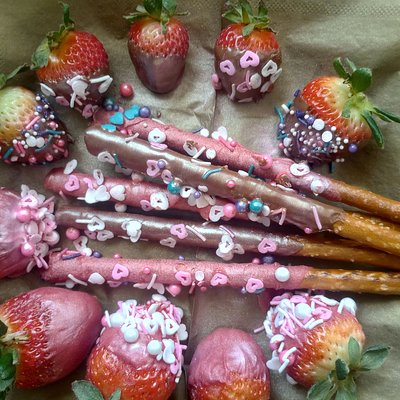 Chocolate Covered Pretzels