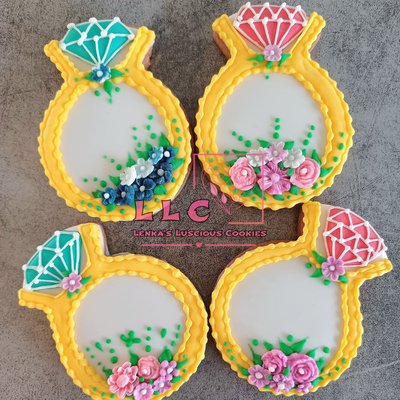 Decorated Rings