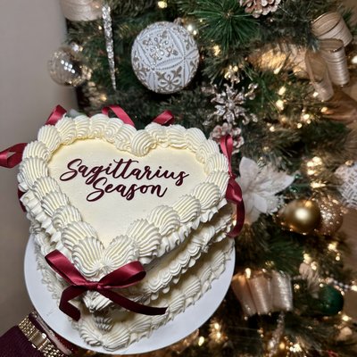 Vintage Heart Cake