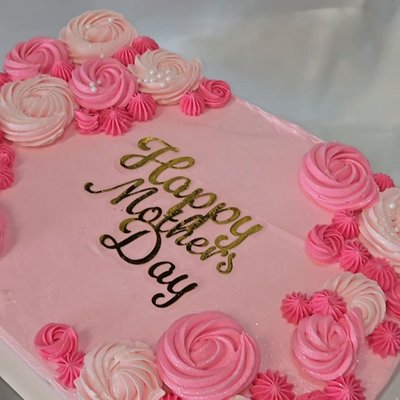 Quarter Sheet Cake 
