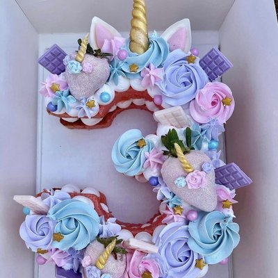Number/Letter Cakes