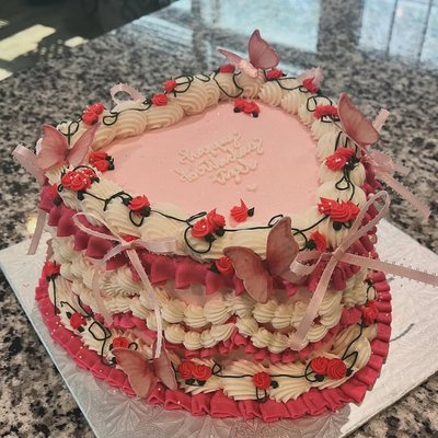8’ Cake 
