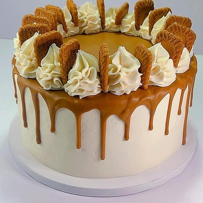 8” Cookie Butter Cake