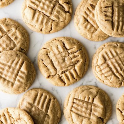 Peanut Butter Cookies (1 Dozen)